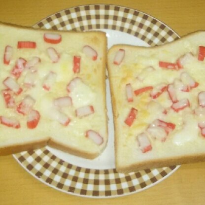 ピザ用のチーズで、朝食に作りました。美味しかったです(^^)